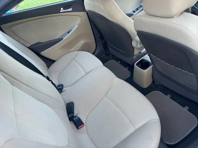 2013 Hyundai Accent GLS