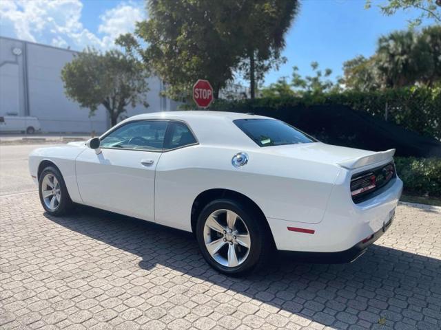 2022 Dodge Challenger SXT