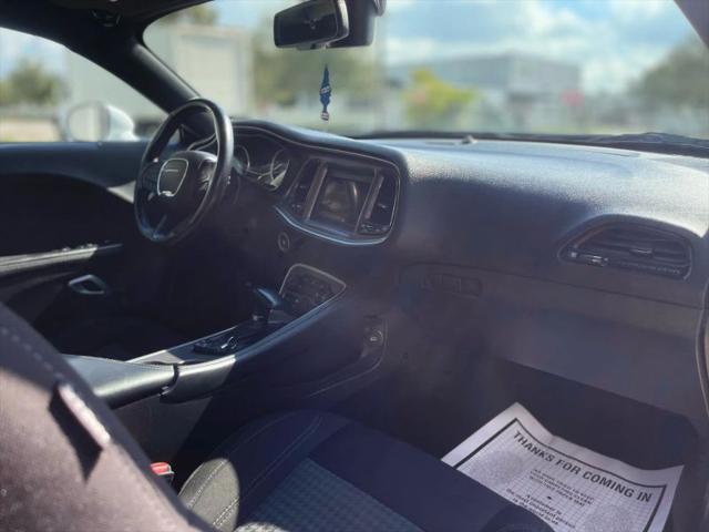 2022 Dodge Challenger SXT