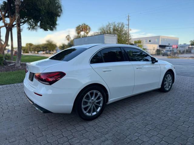 2019 Mercedes-Benz A 220 A 220