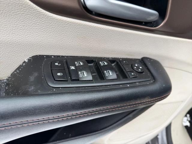 2017 Chrysler Pacifica Touring-L Plus