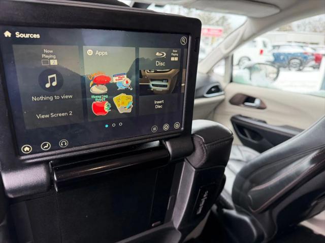 2017 Chrysler Pacifica Touring-L Plus
