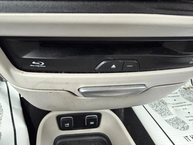 2017 Chrysler Pacifica Touring-L Plus
