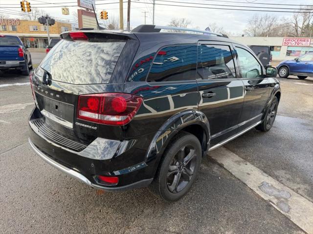 2020 Dodge Journey Crossroad