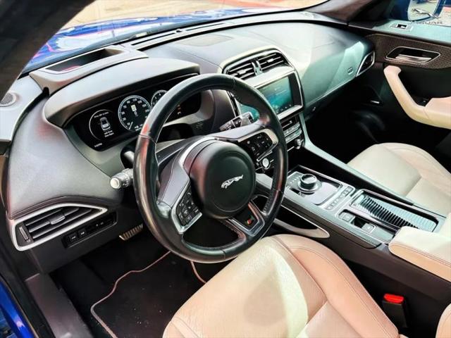 2017 Jaguar F-PACE First Edition