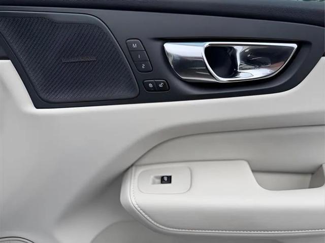 2021 Volvo XC60 T5 Inscription
