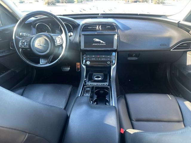 2019 Jaguar XE 25t Premium