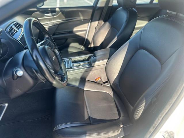 2019 Jaguar XE 25t Premium