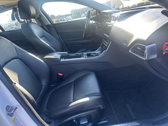 2019 Jaguar XE 25t Premium