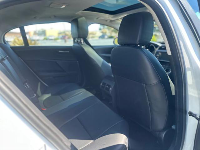 2019 Jaguar XE 25t Premium