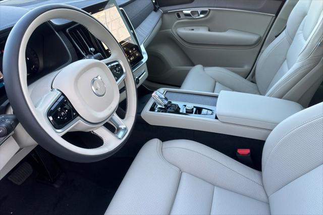 2026 Volvo XC90 Ultra, B6 AWD Gas (mild hybrid), Gasoline, Bright, 7 Seats