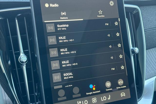 2026 Volvo XC90 Ultra, B6 AWD Gas (mild hybrid), Gasoline, Bright, 7 Seats