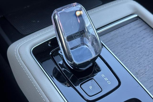2026 Volvo XC90 Ultra, B6 AWD Gas (mild hybrid), Gasoline, Bright, 7 Seats