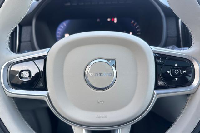 2026 Volvo XC90 Ultra, B6 AWD Gas (mild hybrid), Gasoline, Bright, 7 Seats