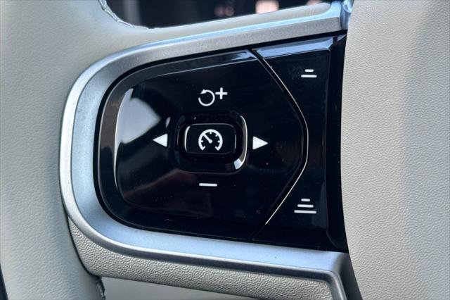 2026 Volvo XC90 Ultra, B6 AWD Gas (mild hybrid), Gasoline, Bright, 7 Seats