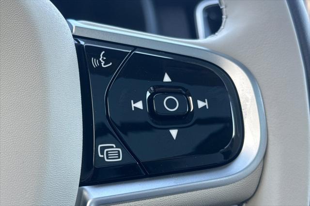 2026 Volvo XC90 Ultra, B6 AWD Gas (mild hybrid), Gasoline, Bright, 7 Seats
