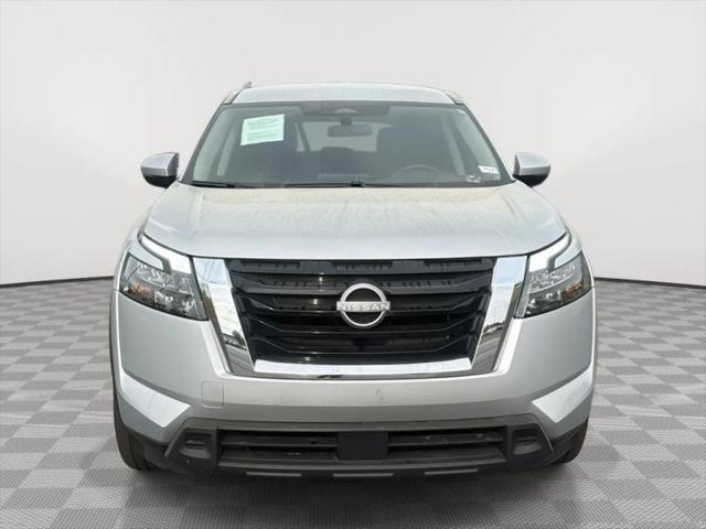 2025 Nissan Pathfinder SV FWD