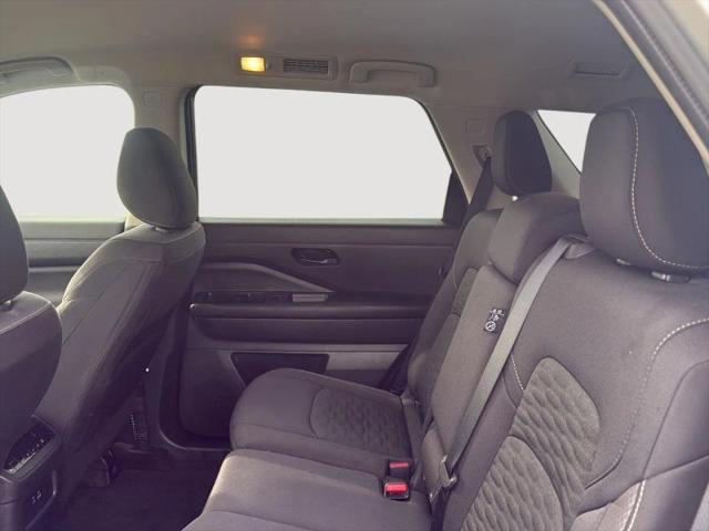 2025 Nissan Pathfinder SV FWD