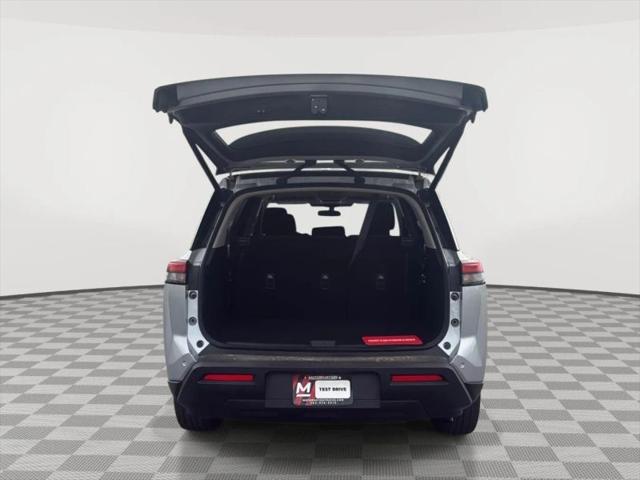 2025 Nissan Pathfinder SV FWD