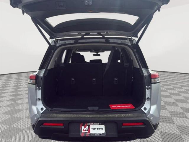 2025 Nissan Pathfinder SV FWD