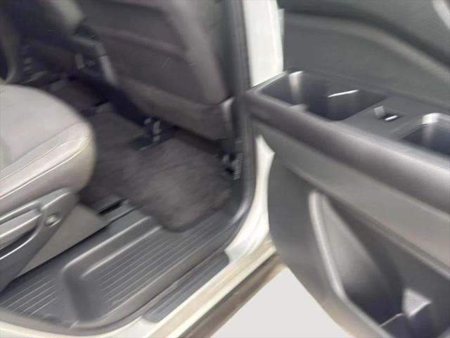 2025 Nissan Pathfinder SV FWD