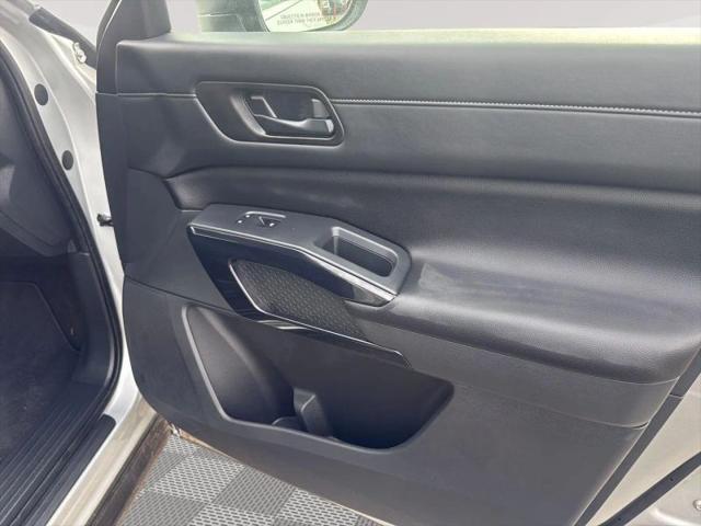 2025 Nissan Pathfinder SV FWD