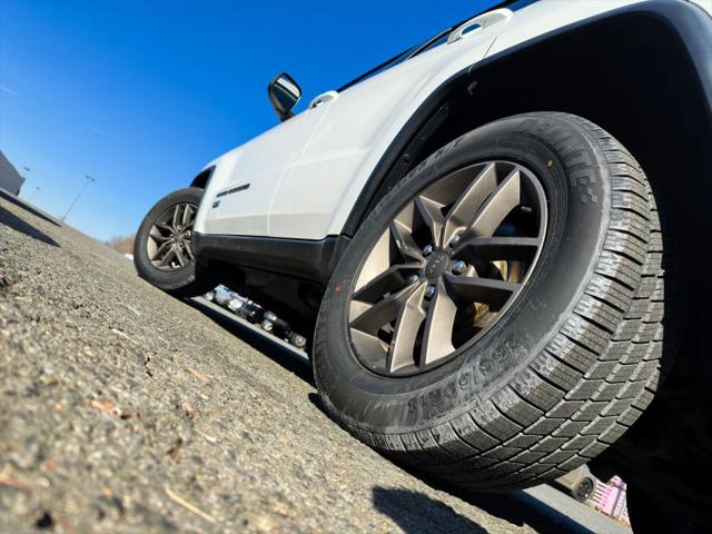 2016 Jeep Grand Cherokee 75th Anniversary