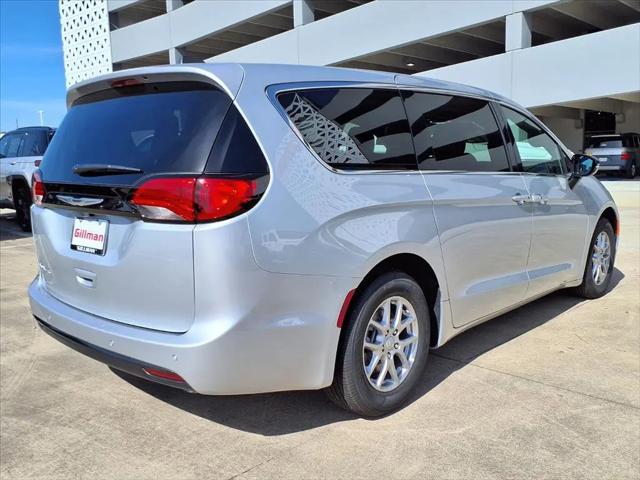 2026 Chrysler Voyager LX