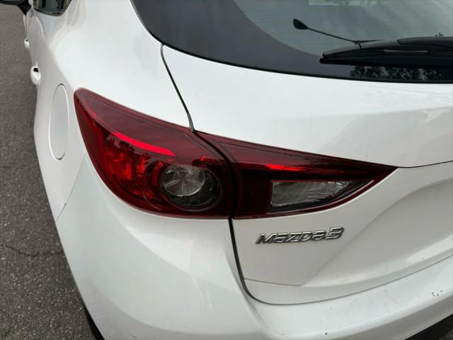 2015 Mazda Mazda3 i Touring