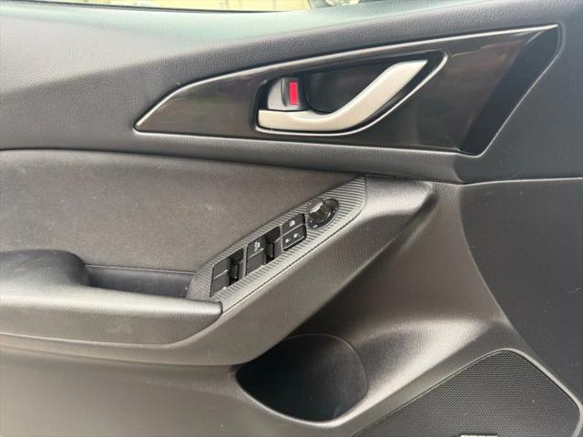 2015 Mazda Mazda3 i Touring