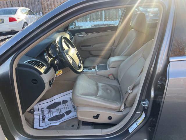 2011 Chrysler 300 Limited