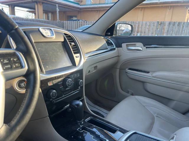 2011 Chrysler 300 Limited