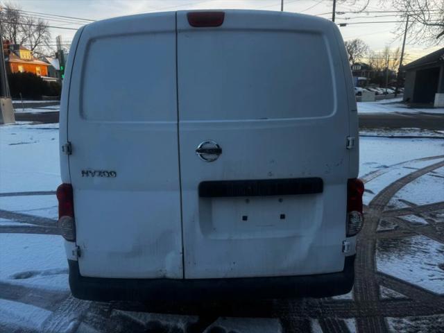 2017 Nissan NV200 S