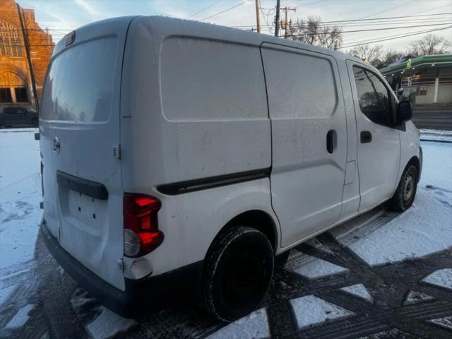 2017 Nissan NV200 S