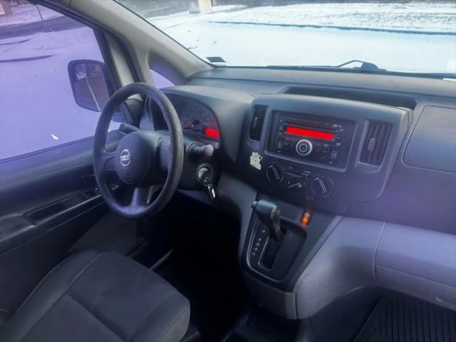 2017 Nissan NV200 S