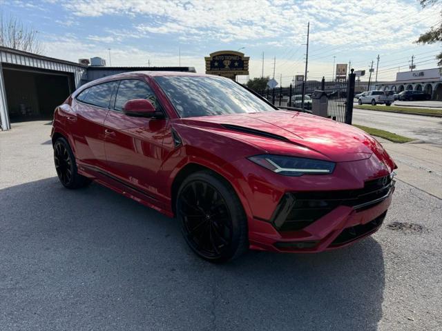 2023 Lamborghini Urus S