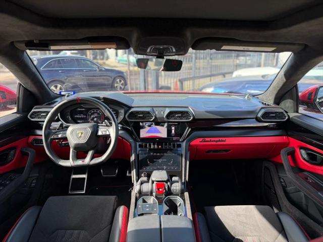 2023 Lamborghini Urus S