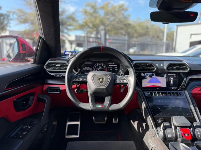2023 Lamborghini Urus S