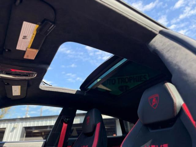 2023 Lamborghini Urus S
