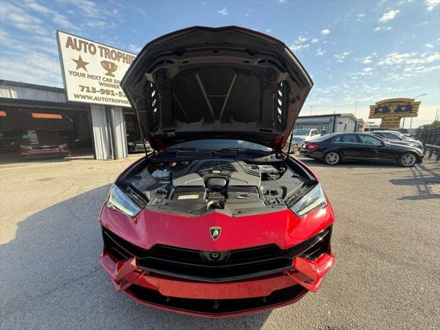 2023 Lamborghini Urus S