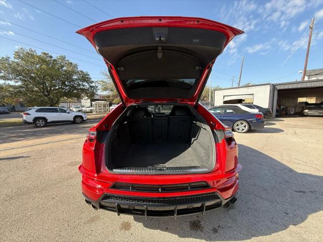 2023 Lamborghini Urus S