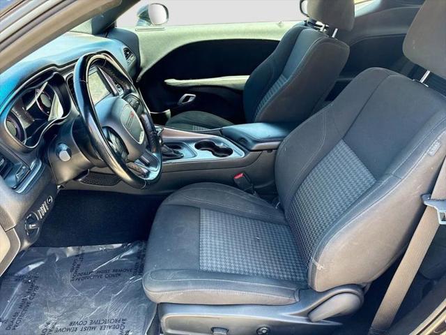 2021 Dodge Challenger SXT