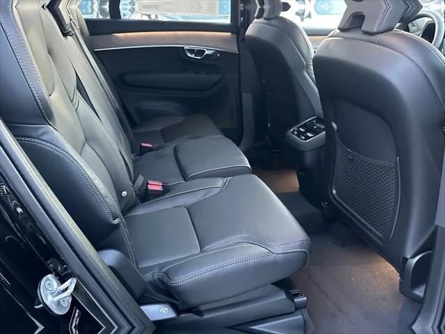2026 Volvo XC90 Ultra, B6 AWD Gas (mild hybrid), Gasoline, Bright, 7 Seats