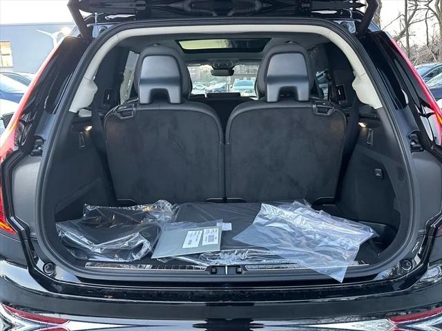 2026 Volvo XC90 Ultra, B6 AWD Gas (mild hybrid), Gasoline, Bright, 7 Seats