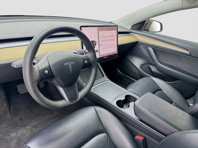 2021 Tesla Model 3 Standard Range Plus Rear-Wheel Drive