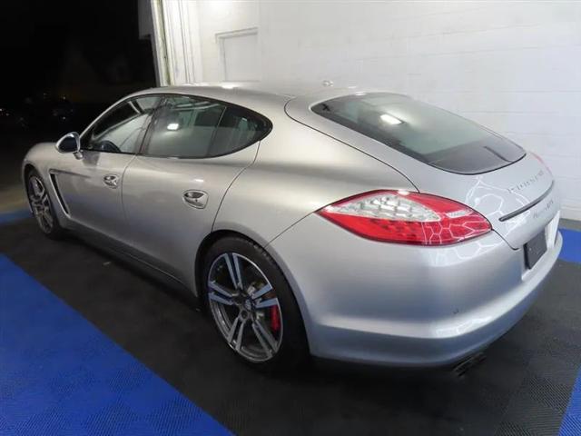 2013 Porsche Panamera GTS