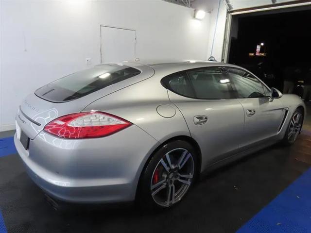 2013 Porsche Panamera GTS