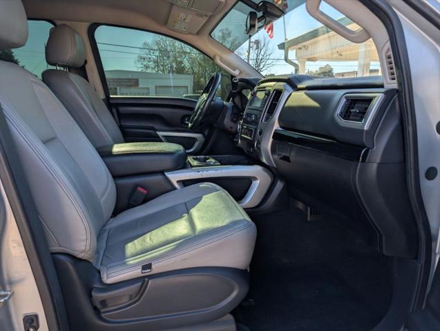 2017 Nissan Titan SV