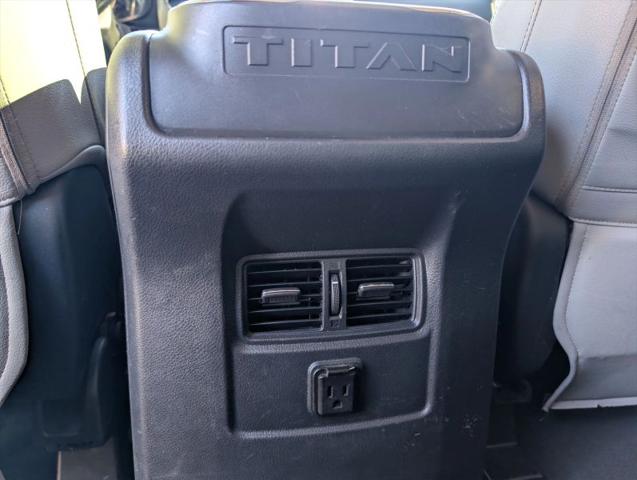 2017 Nissan Titan SV