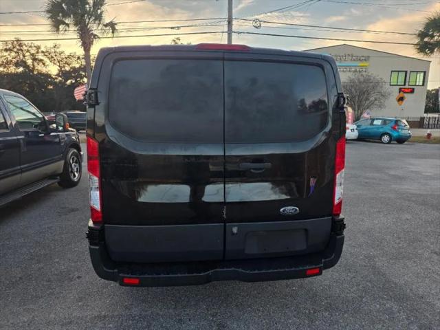 2017 Ford Transit w/Sliding Side Door w/RWB